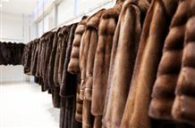 Русские туристы покупают греческие шубы в Эмиратах
