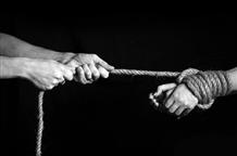 Жительница Мариуполя пыталась продать украинок в секс-рабство в Грецию