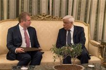 Президент Греции принял посла Казахстана