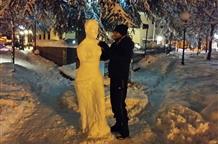 Студент из Флорины слепил снежную Афродиту (фото)