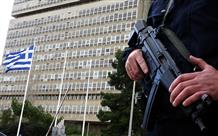 На полицию в Афинах и посольство Мексики напали с одним и тем же автоматом