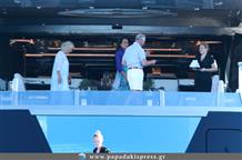 Зачем греческая миллионерша принимала на яхте принца Чарльза и Ротшильдов?