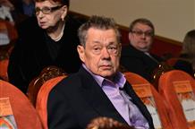 Николай Караченцов улетел в Грецию перед началом лечения